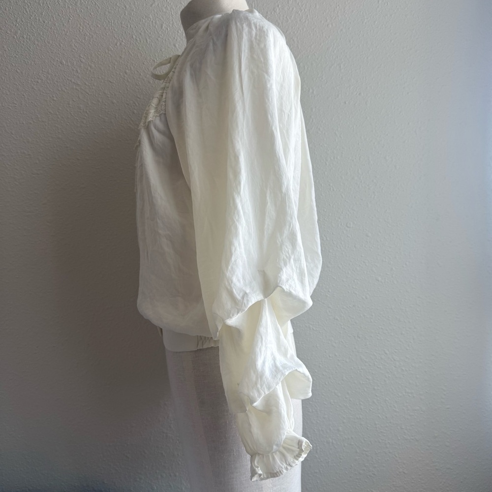 Gathered Long Sleeve Tie Neck Lace Trim Blouse - Picture 4 of 10